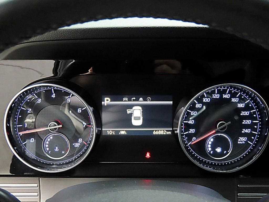 HYUNDAI Grandeur - Vista 8