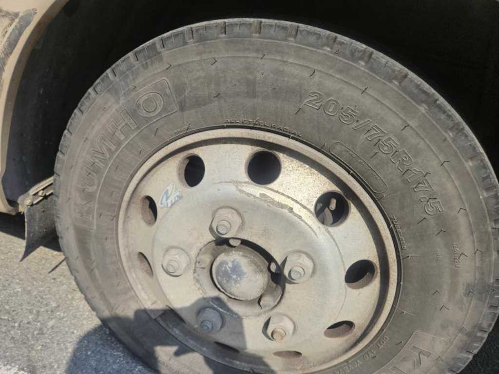 medium and large bus Hyundai bus 2013 Blanco - Importación desde Corea - HF Imports Iquique - Foto 15