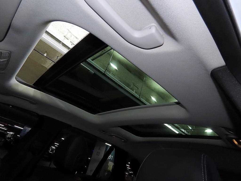 Mercedes Benz GLC Class 2018 the color of pearl - Importación desde Corea - HF Imports Iquique - Foto 14