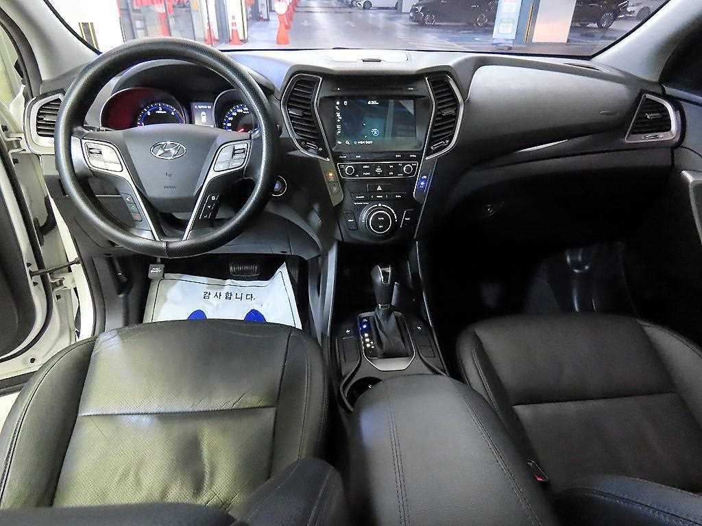 HYUNDAI Santa Fe - Vista 10