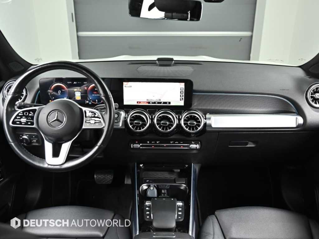 Mercedes Benz GLB Class - Vista 7