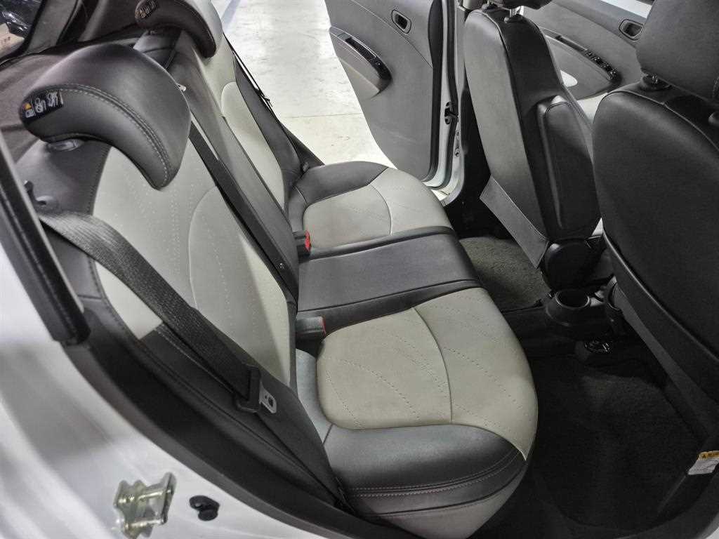 Chevrolet Spark - Vista 8