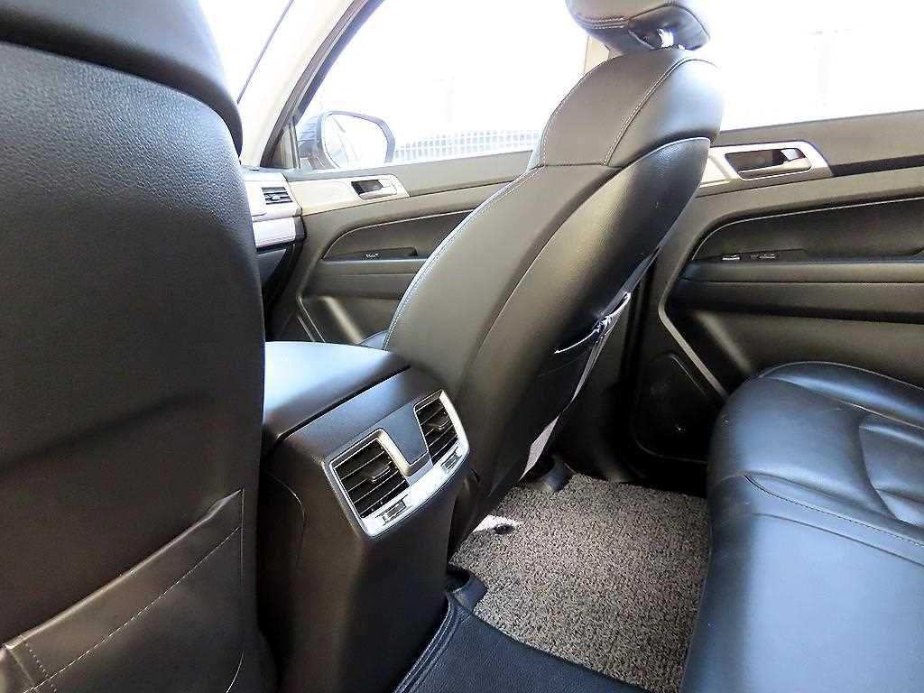 Ssangyong Rexton 2019 Gris - Importación desde Corea - HF Imports Iquique - Foto 18