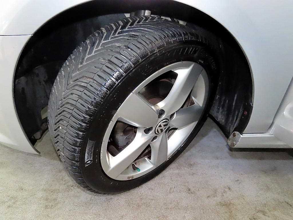 Volkswagen Golf 2013 Plateado - Importación desde Corea - HF Imports Iquique - Foto 18