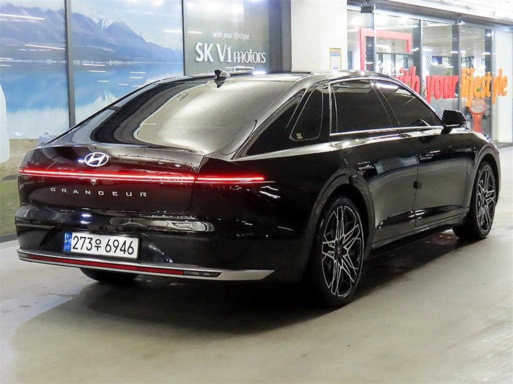 HYUNDAI Grandeur - Vista 4