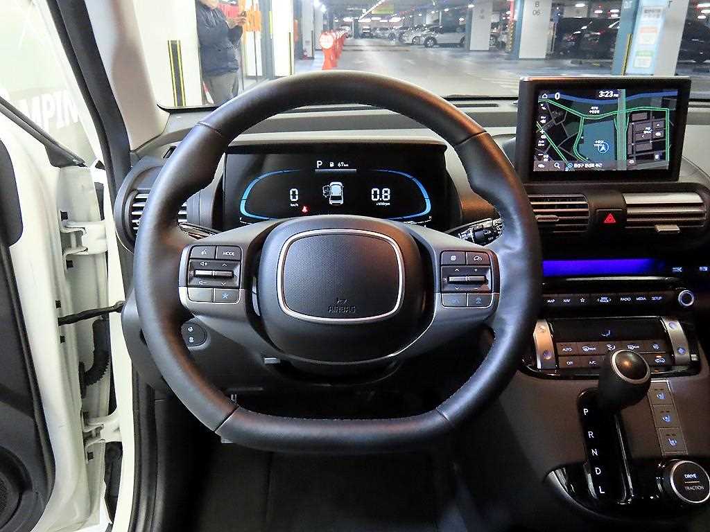 HYUNDAI Casper - Vista 8