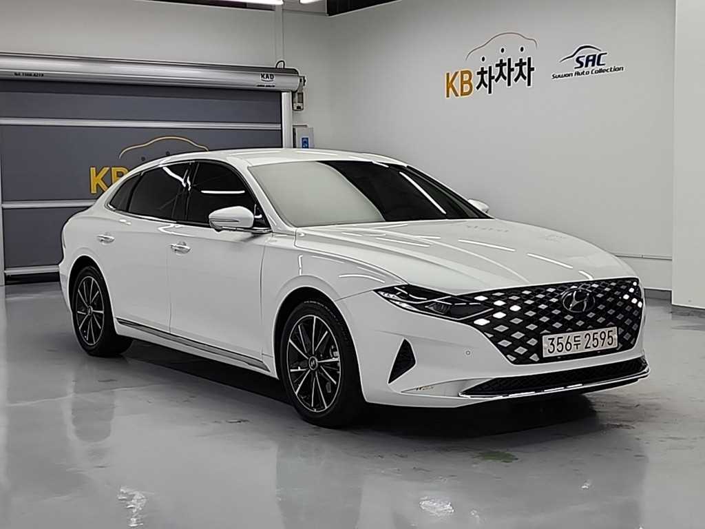 HYUNDAI Grandeur - Vista 4