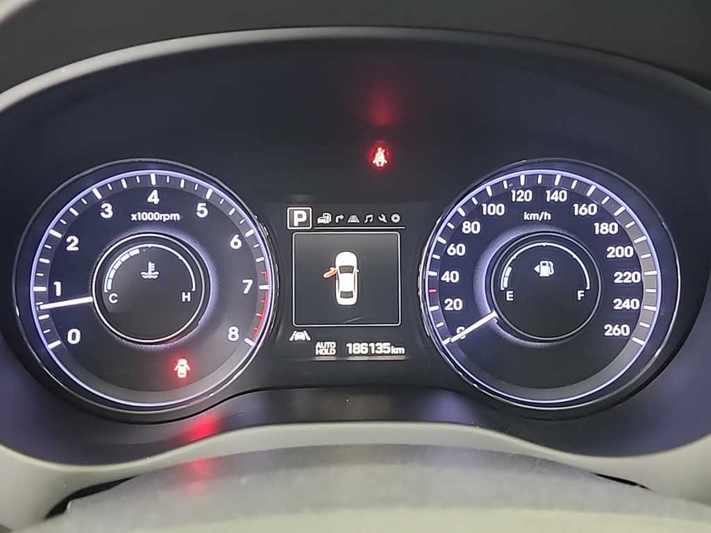 HYUNDAI Aslan - Vista 6