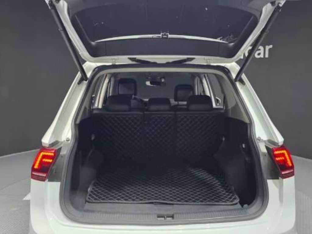 Volkswagen Tiguan 2018 Blanco - Importación desde Corea - HF Imports Iquique - Foto 17
