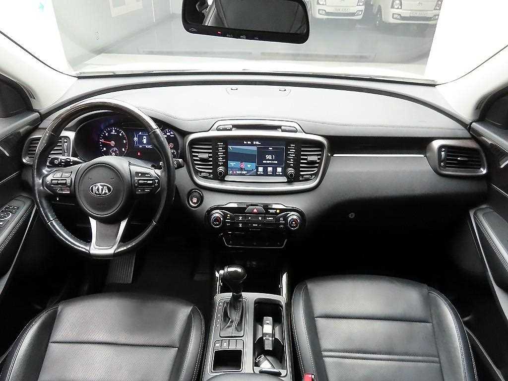 KIA Sorento - Vista 7