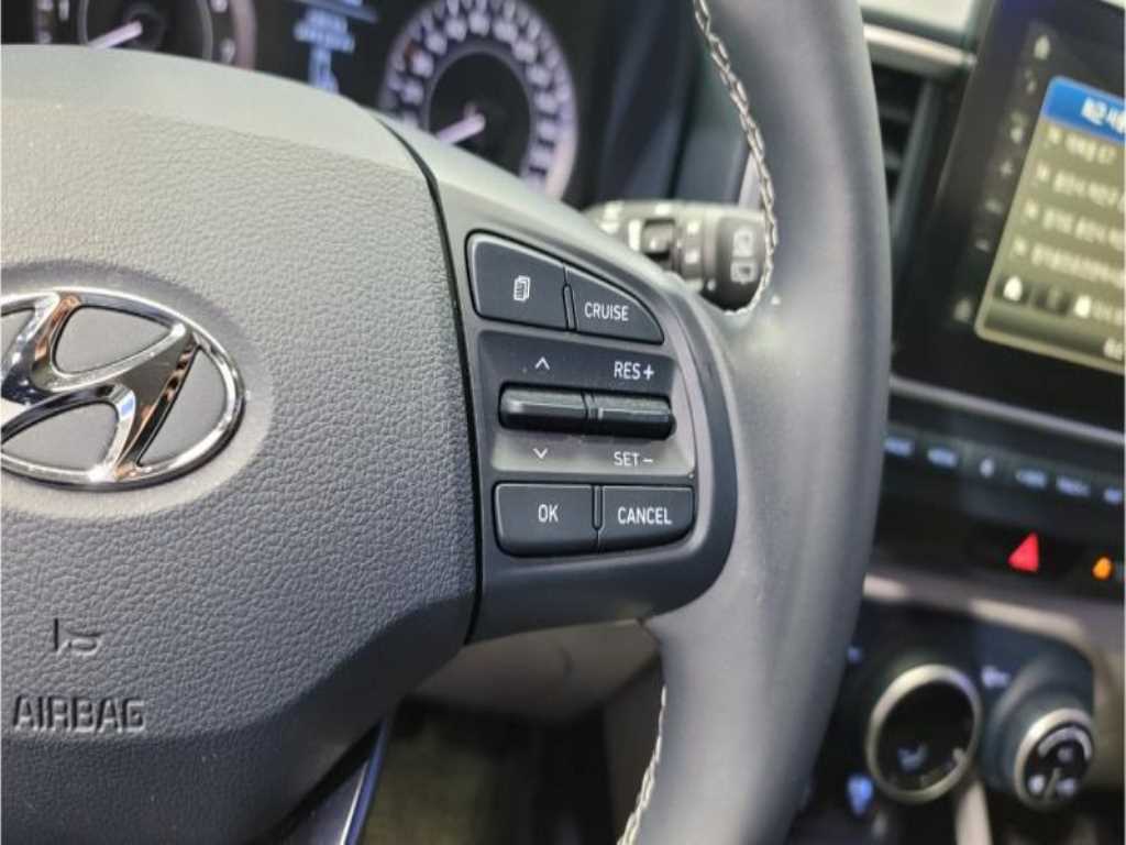 HYUNDAI Venue - Vista 8