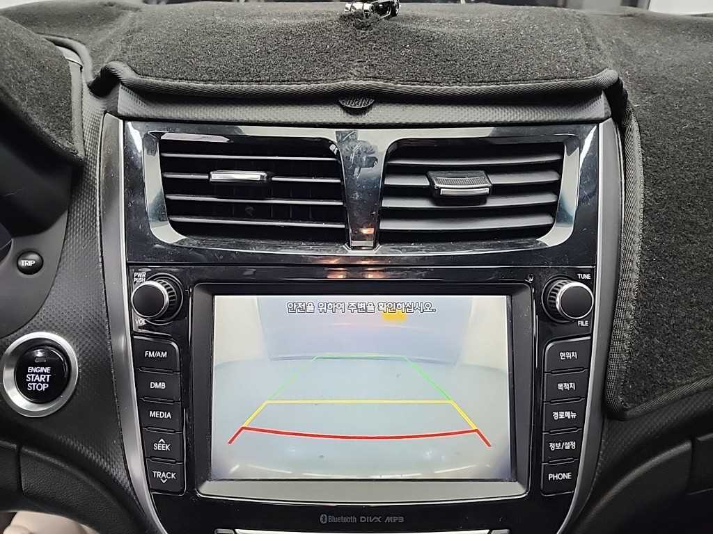 HYUNDAI Accent 2016 Blanco - Importación desde Corea - HF Imports Iquique - Foto 15