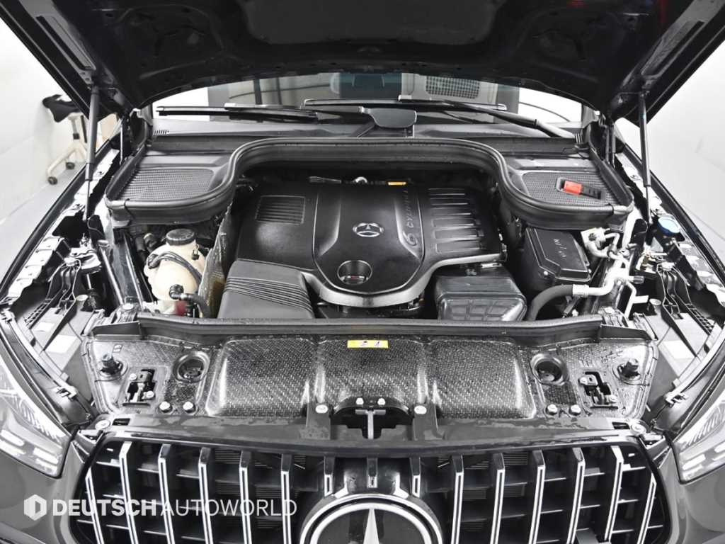 Mercedes Benz GLE Class - Vista 6