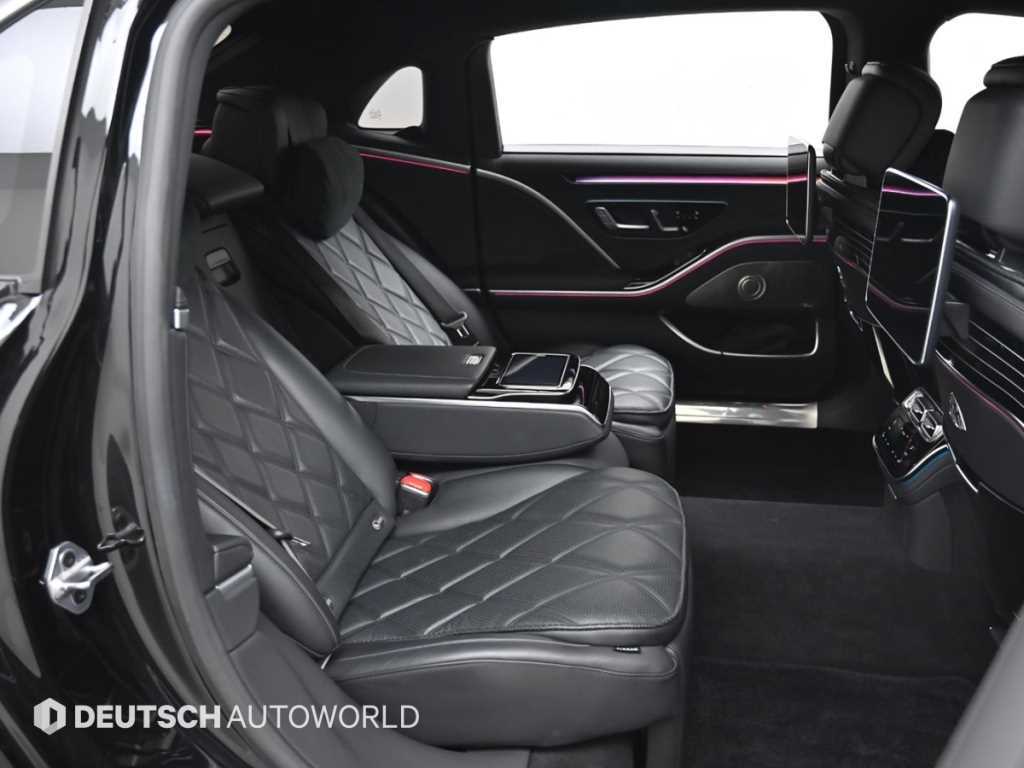 Mercedes Benz S Class - Vista 12