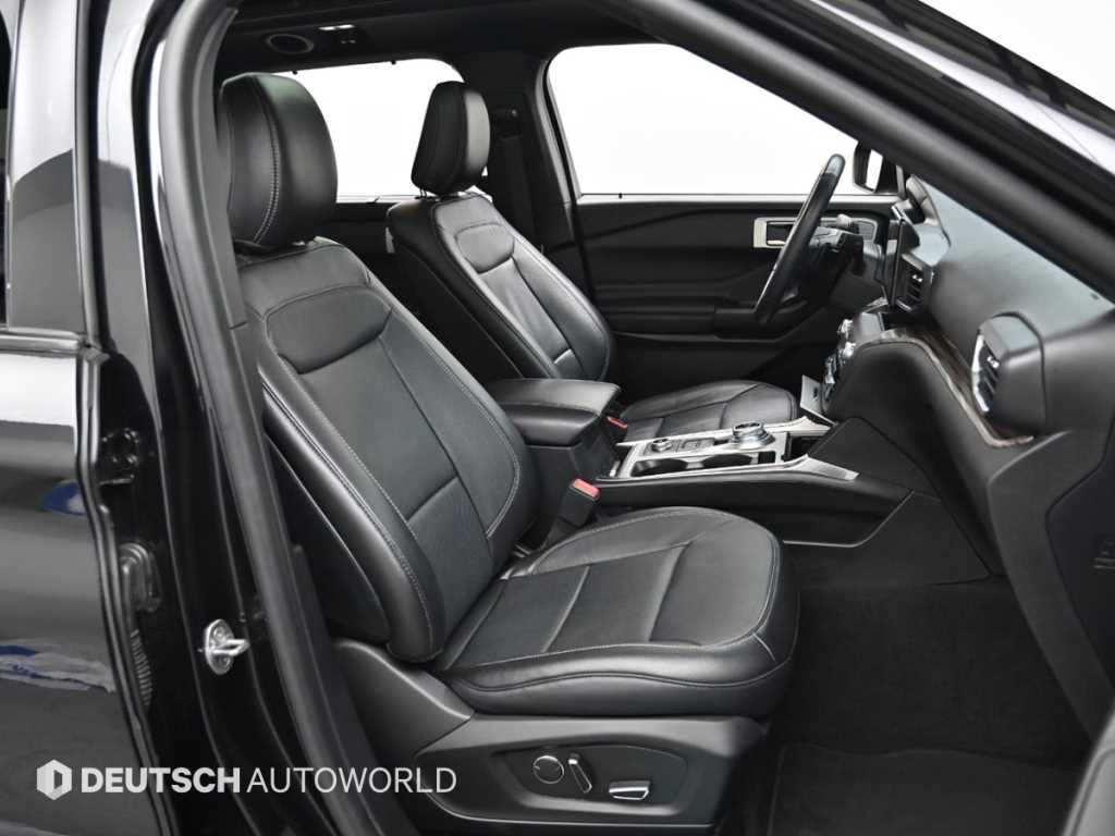 Ford Explorer - Vista 10