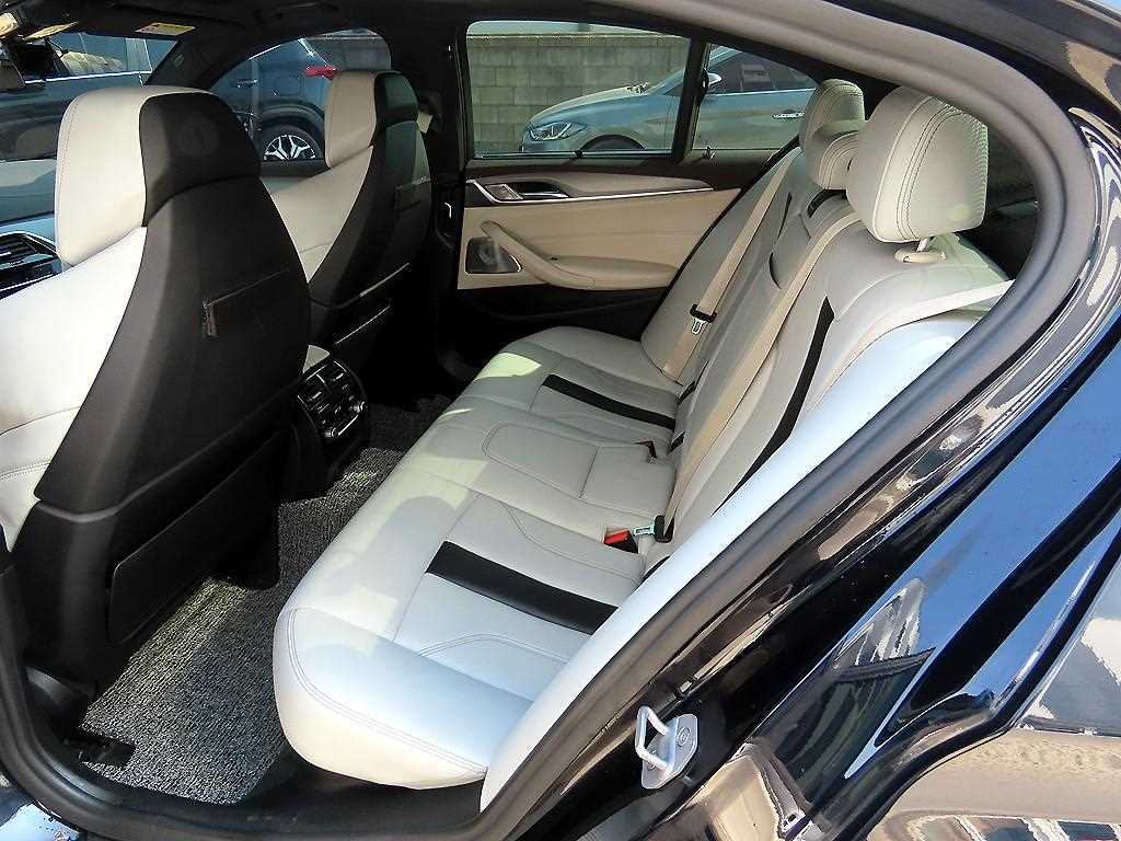 BMW 5 Series - Vista 6