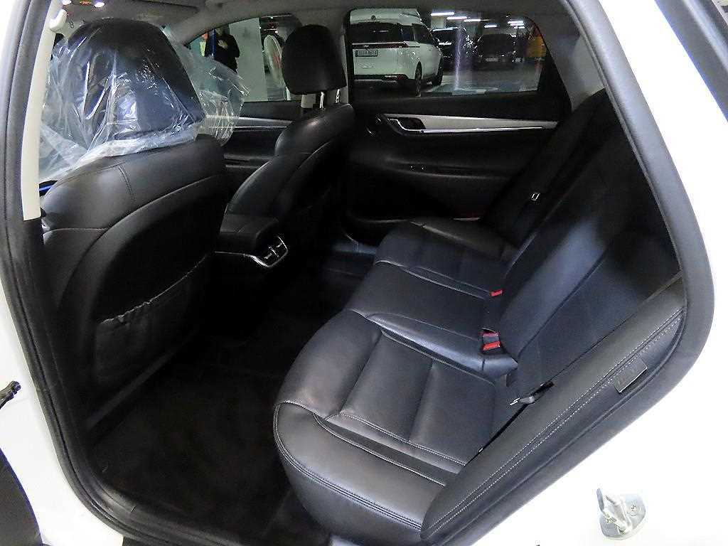 HYUNDAI Grandeur - Vista 7