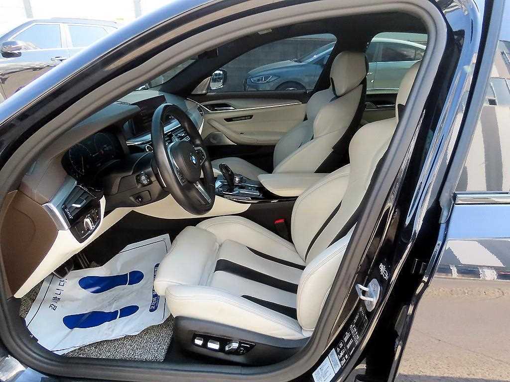 BMW 5 Series - Vista 5