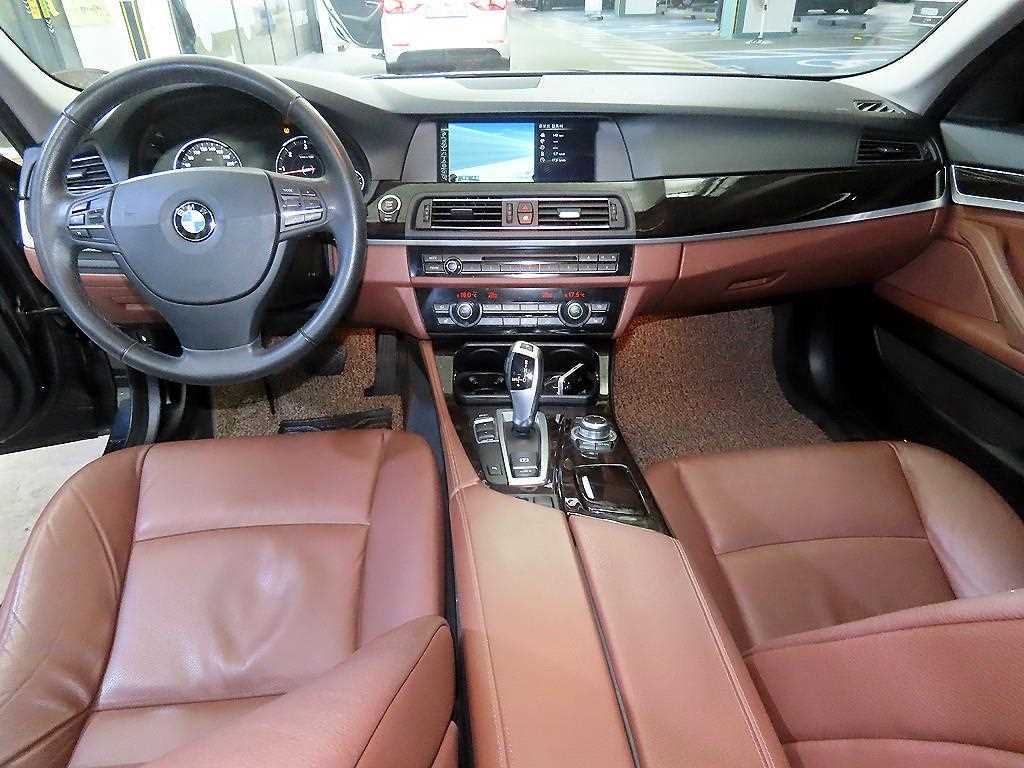 BMW 5 Series - Vista 10