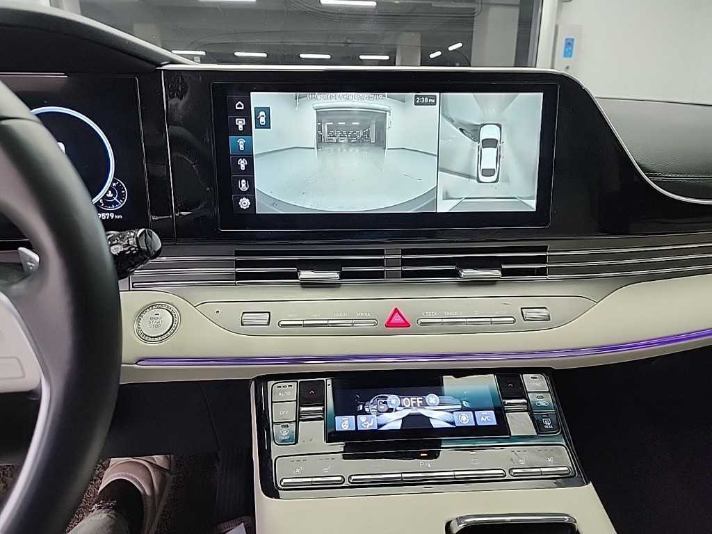 HYUNDAI Grandeur - Vista 10