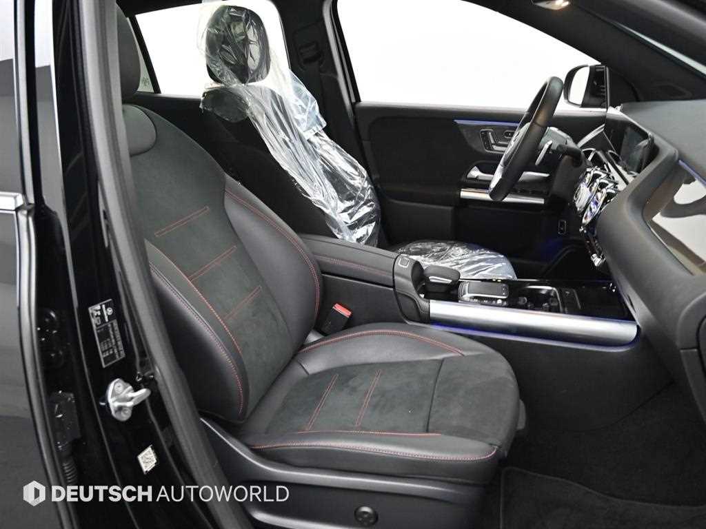 Mercedes Benz GLA Class - Vista 10