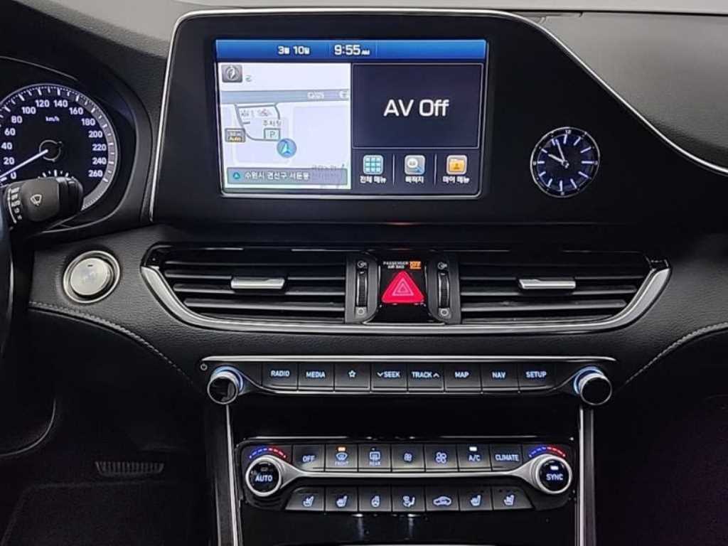 HYUNDAI Grandeur - Vista 10