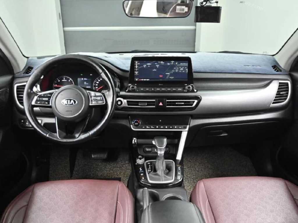 KIA Seltos - Vista 5