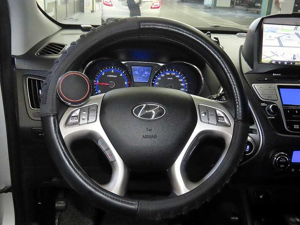 HYUNDAI Tucson - Vista 8