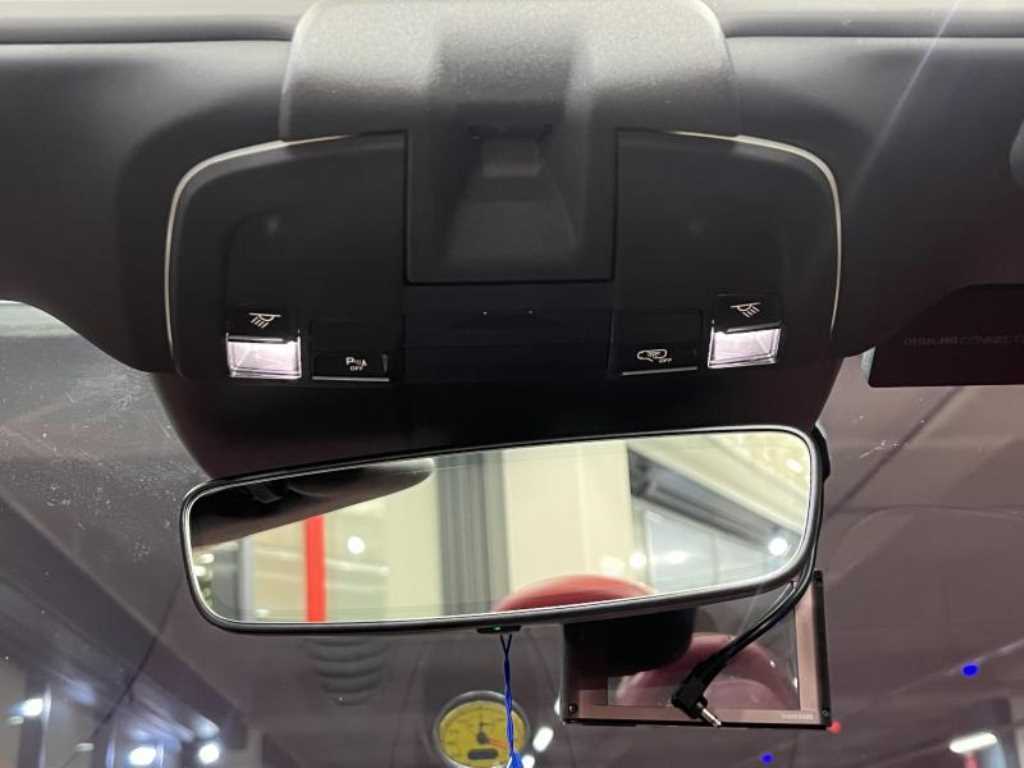 Porsche 718 - Vista 8