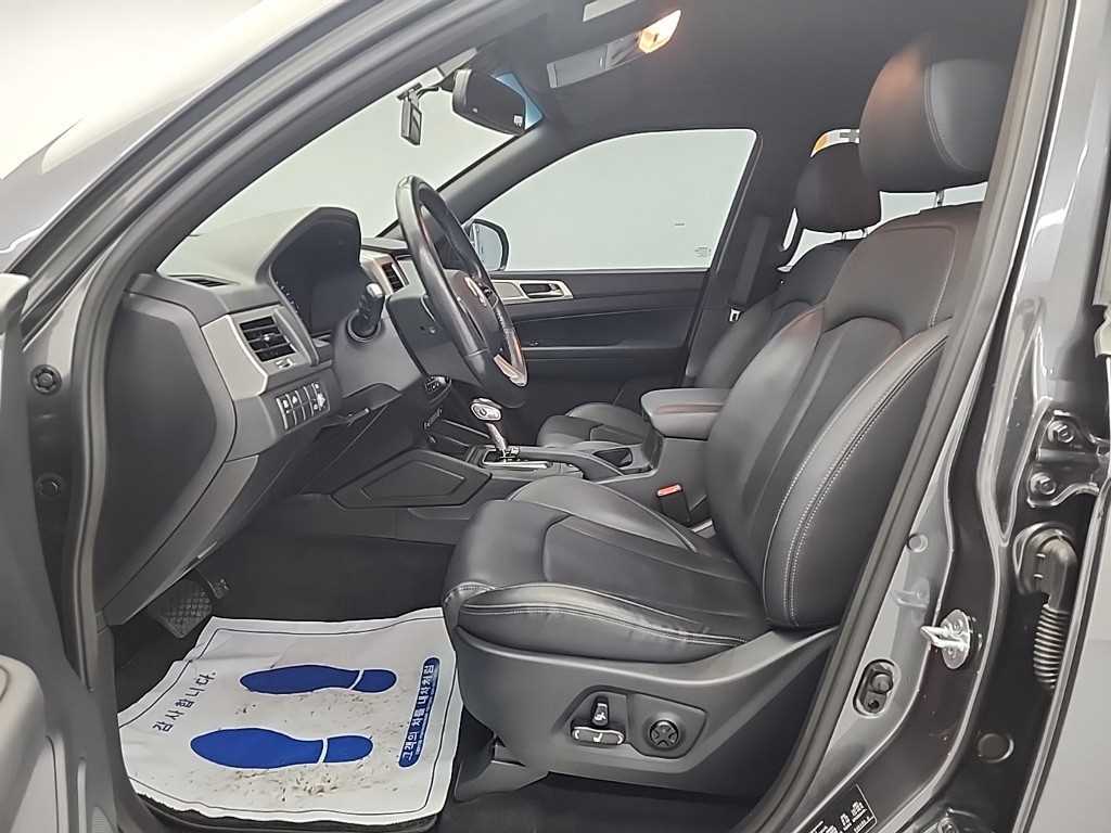 Ssangyong Rexton - Vista 11