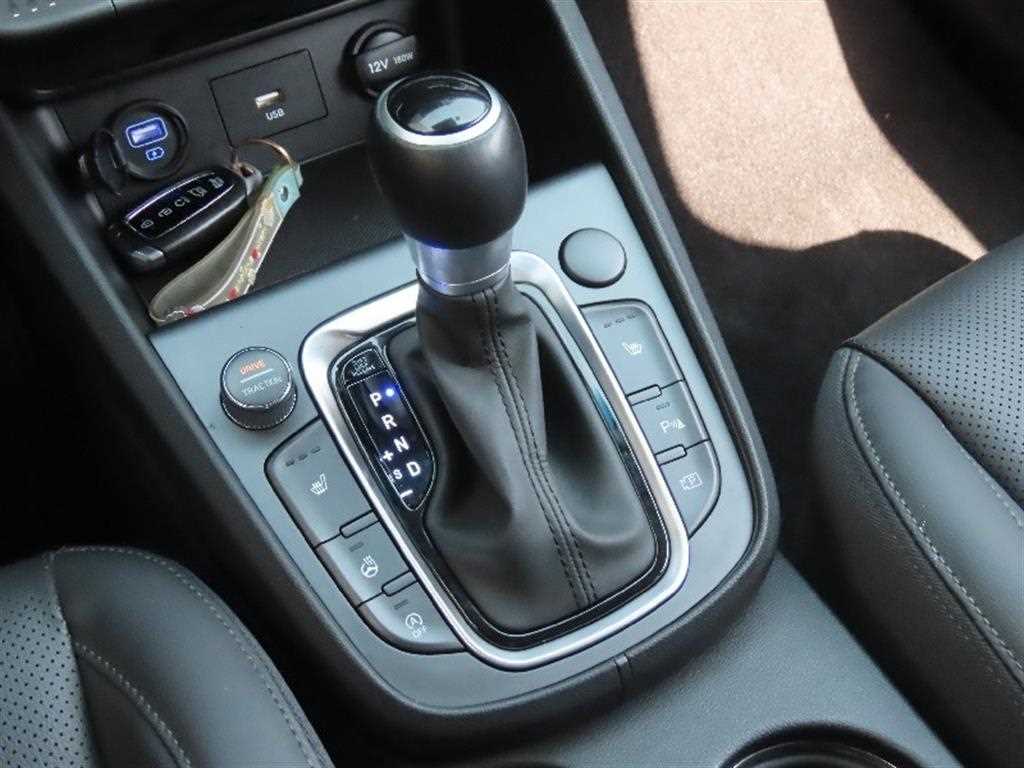 HYUNDAI Kona - Vista 6