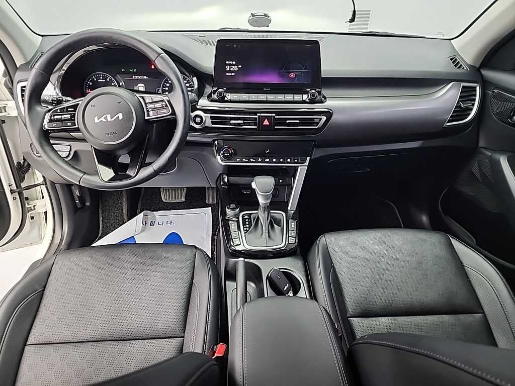 KIA Seltos - Vista 7