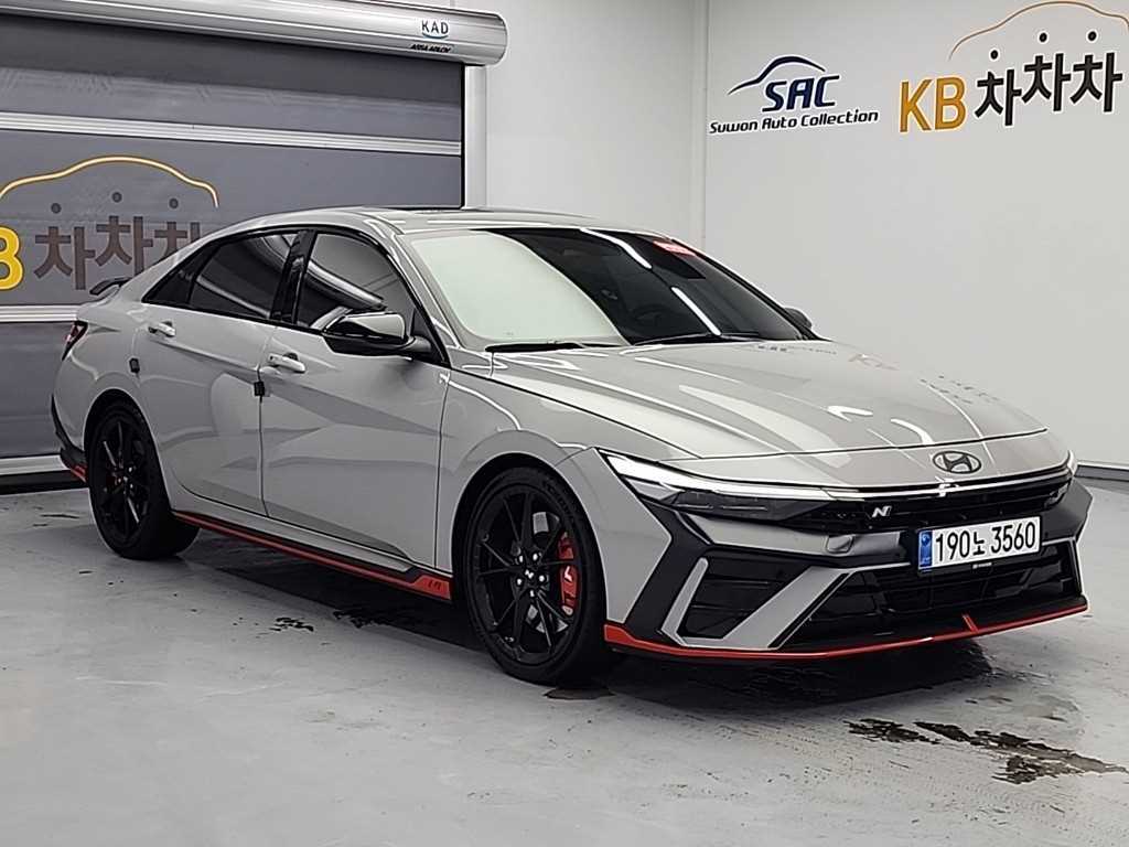 HYUNDAI Avante - Vista 5