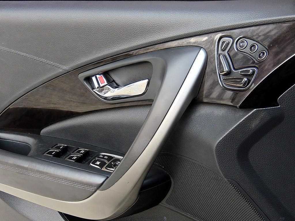 HYUNDAI Grandeur - Vista 11