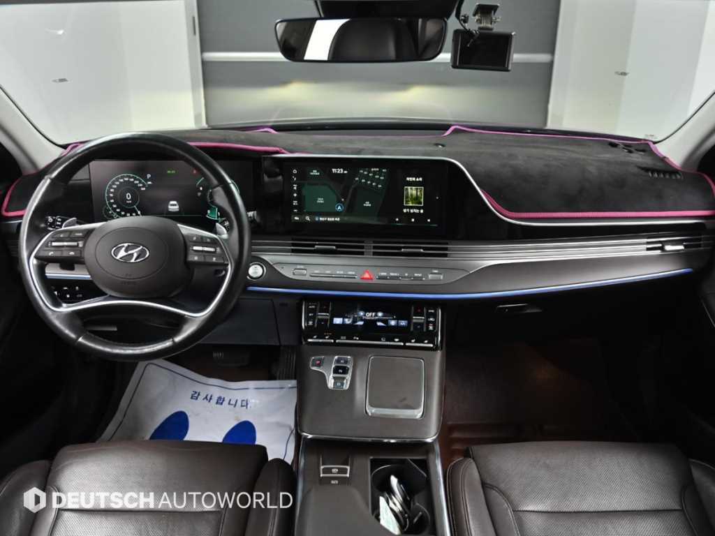 HYUNDAI Grandeur - Vista 7