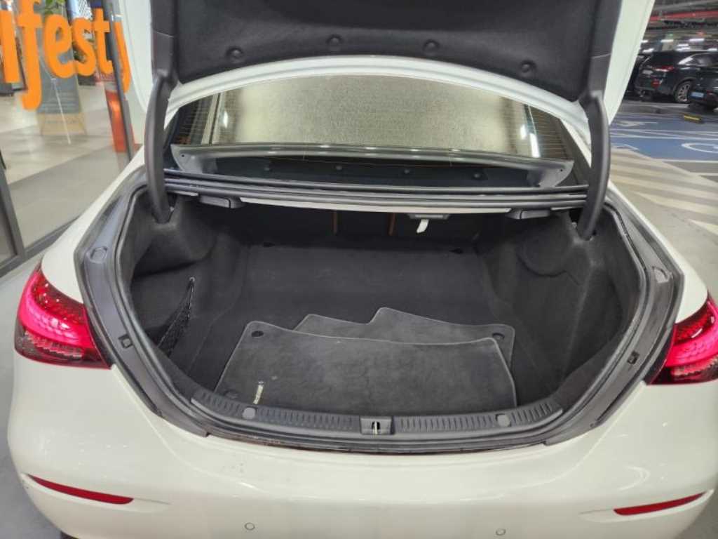 Mercedes Benz E class 2022 Blanco - Importación desde Corea - HF Imports Iquique - Foto 17