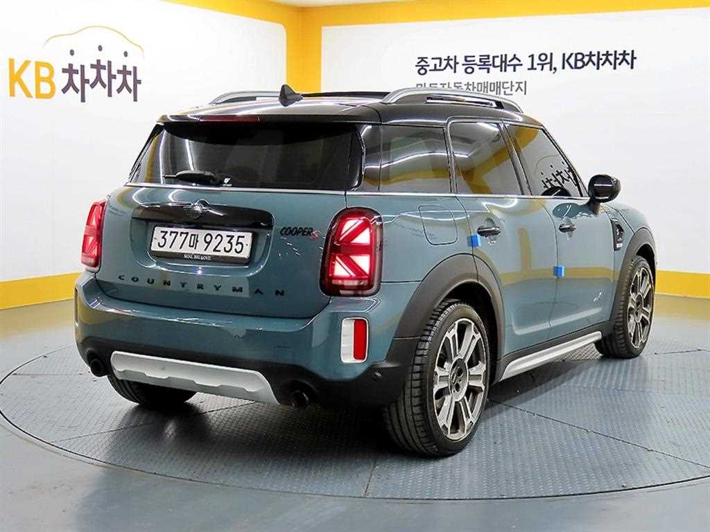 Mini Countryman - Vista 4