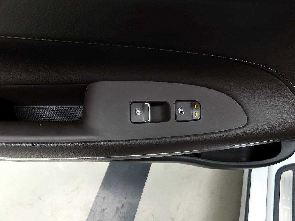 HYUNDAI Grandeur - Vista 12