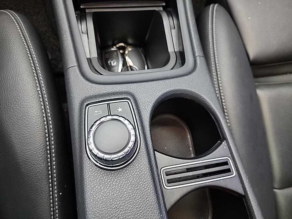 Mercedes Benz GLA Class 2017 Plateado - Importación desde Corea - HF Imports Iquique - Foto 16