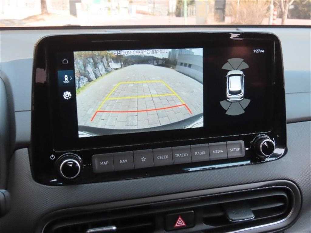 HYUNDAI Kona - Vista 9