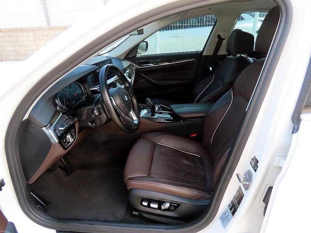 BMW 5 Series - Vista 5