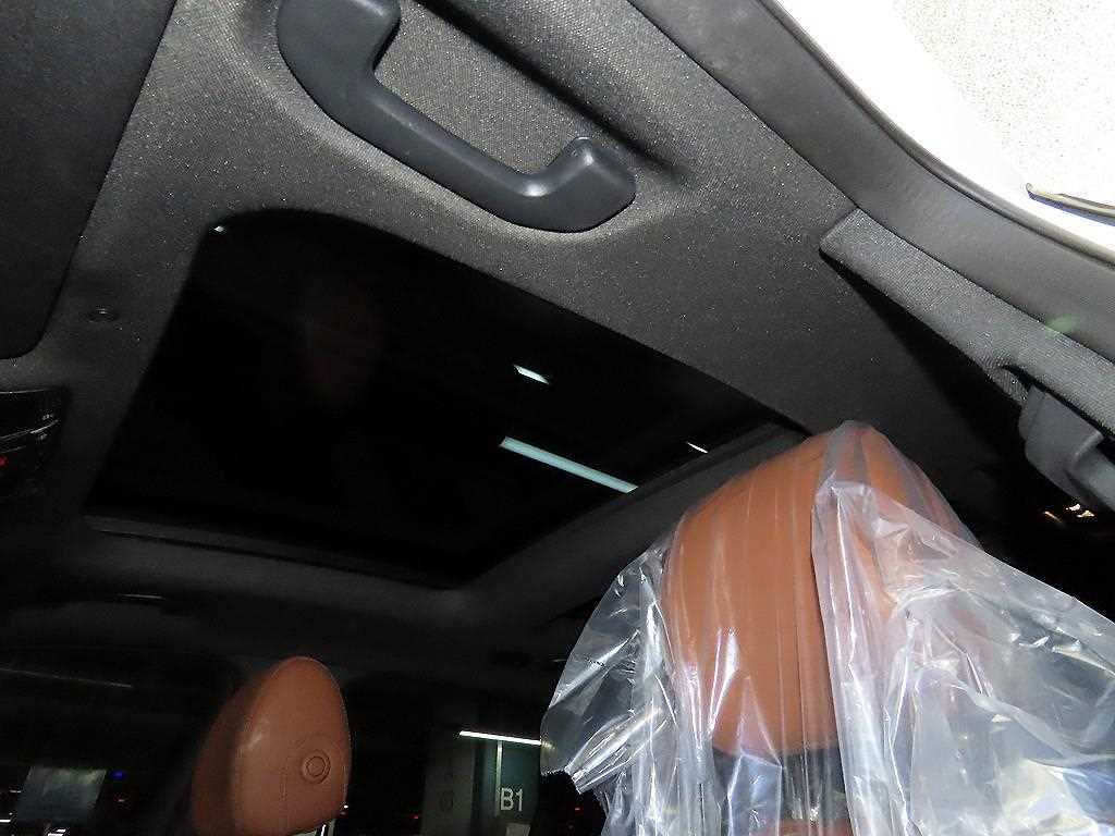 Mercedes Benz GLC Class 2022 Blanco - Importación desde Corea - HF Imports Iquique - Foto 14