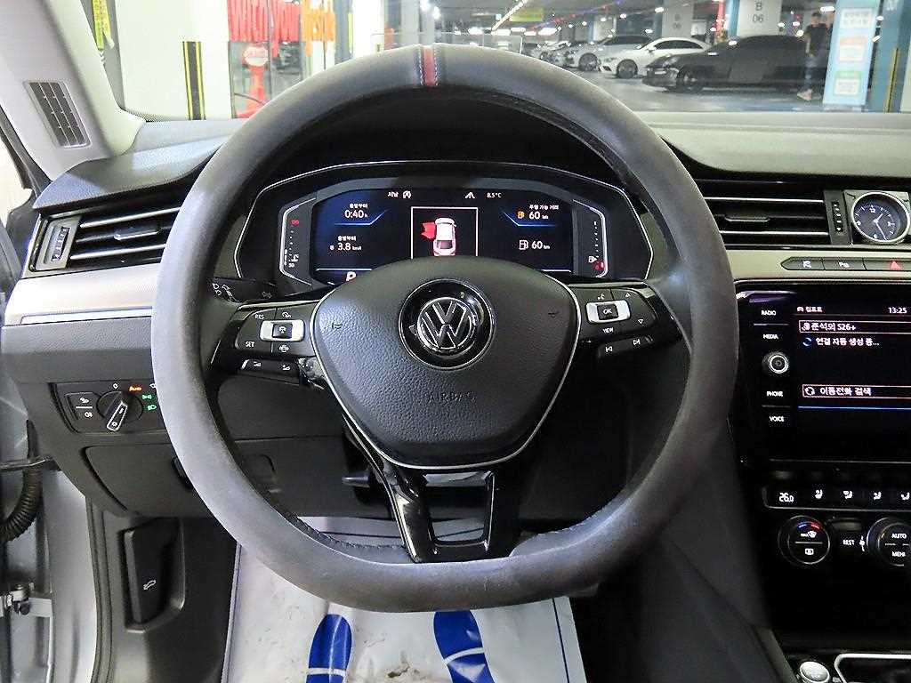 Volkswagen Arteon - Vista 8