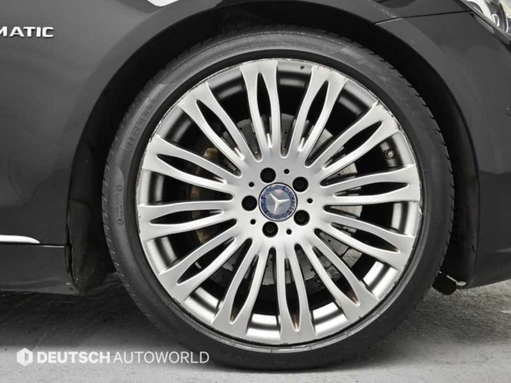 Mercedes Benz S Class - Vista 5