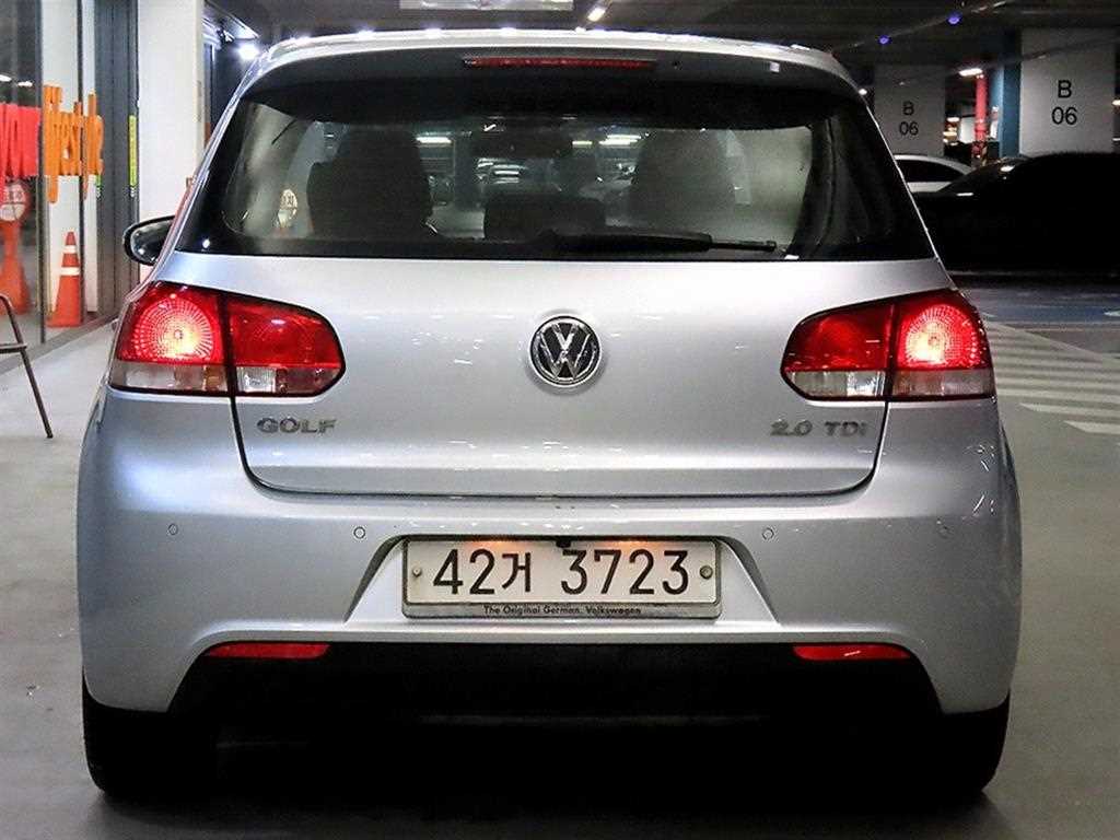 Volkswagen Golf - Vista 5