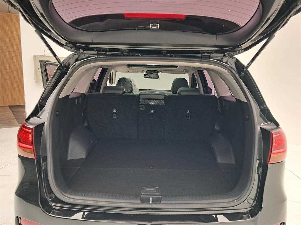 KIA Sorento 2018 Negro - Importación desde Corea - HF Imports Iquique - Foto 18