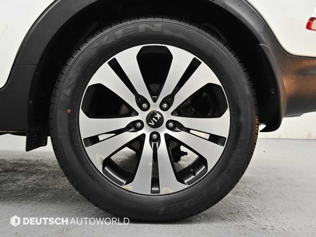 KIA Sportage - Vista 5