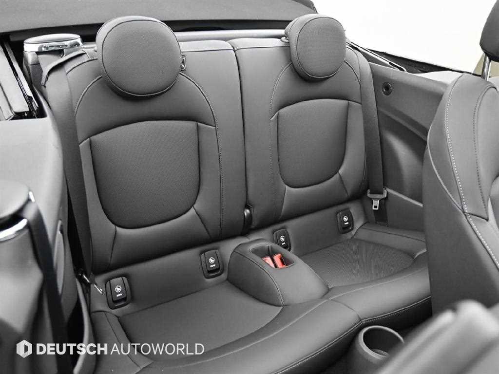 Mini Cooper Convertible - Vista 12