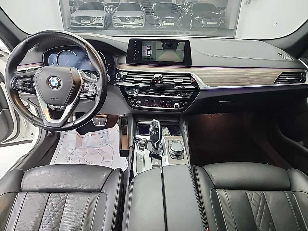 BMW 5 Series - Vista 7