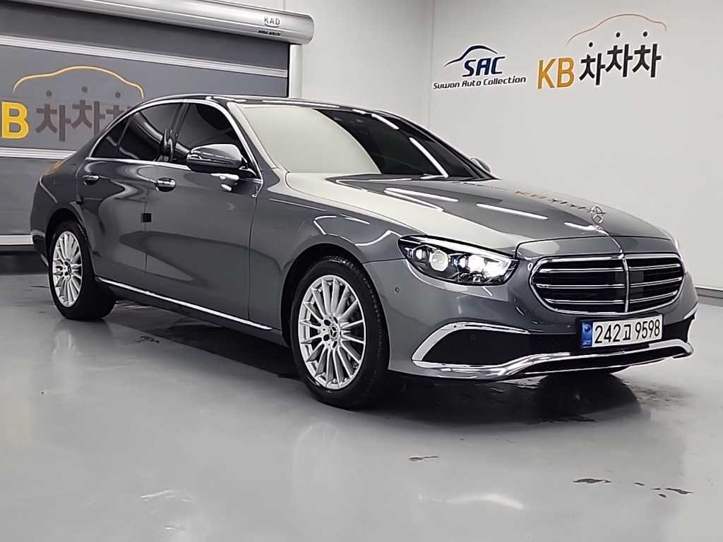 Mercedes Benz E class - Vista 4